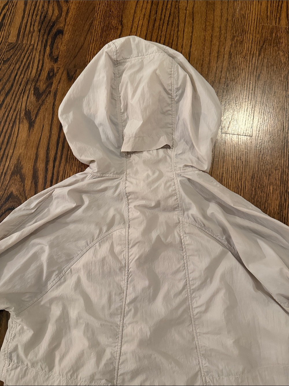 lululemon Light Gray Hooded  light weight Windbreaker Jacket - Picture 5 of 8